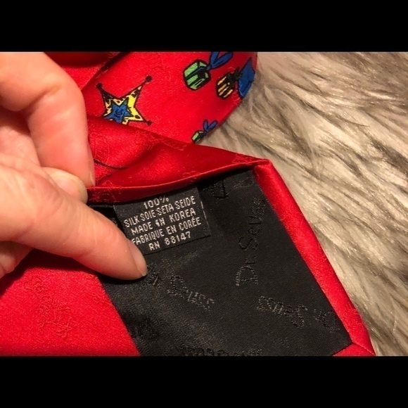VINTAGE 1996 Dr. Seuss Tie - Picture 6 of 6